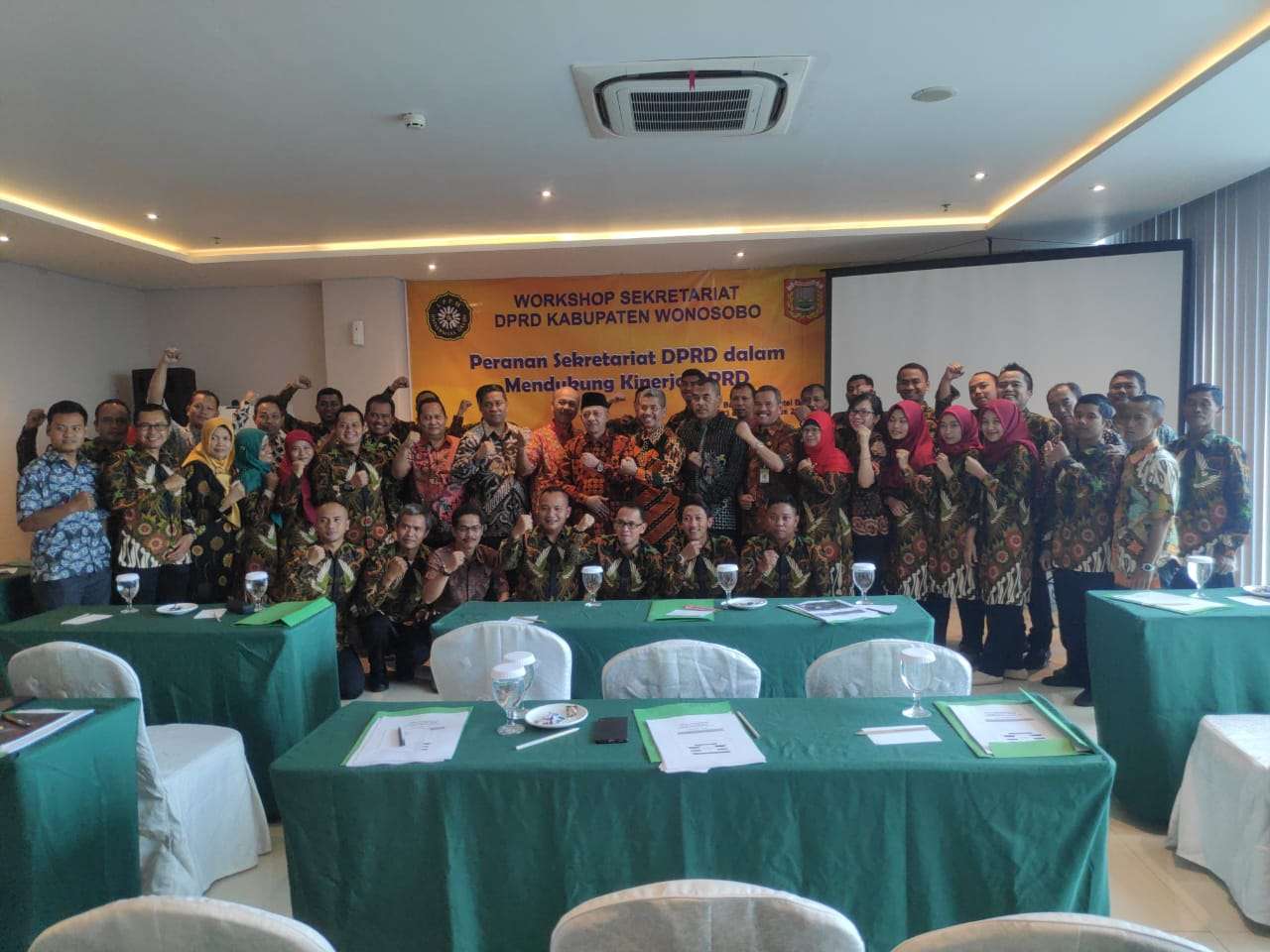 Kegiatan Ketua LPPM Universitas Galuh Ir. Sudrajat, MP. pada acara Workshop Sekretariat DPRD Kab. Wonosobo,  dengan thema 