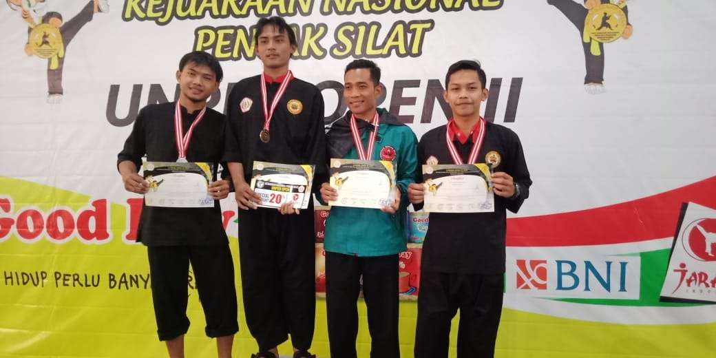 2 kejuaraan di raih Pencasilat Tingkat Nasional mendapat 2 medali perak... selamat A Reky sama A Esa, 1 September 2019