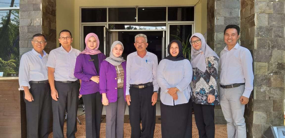 Pelepasan 2 Mahasiswa Transfer Joint Curicullumm Sdri Andi dan Sdr. Aulia dari Program Studi Pendidikan Bahasa Inggris FKIP Universitas Galuh